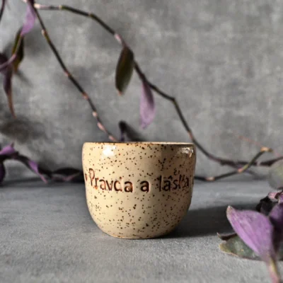 Cappuccino šálka bez uška "Pravda a láska"